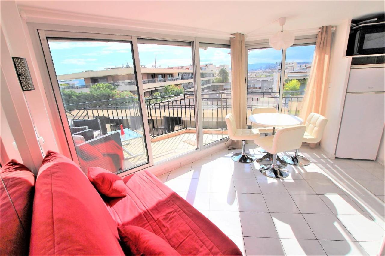 Nice Apartment Last Floor With Terrace And Clear View On The Sea Cannes Bagian luar foto